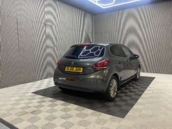 Used Peugeot 208 2016 for sale - 75261836: Photo