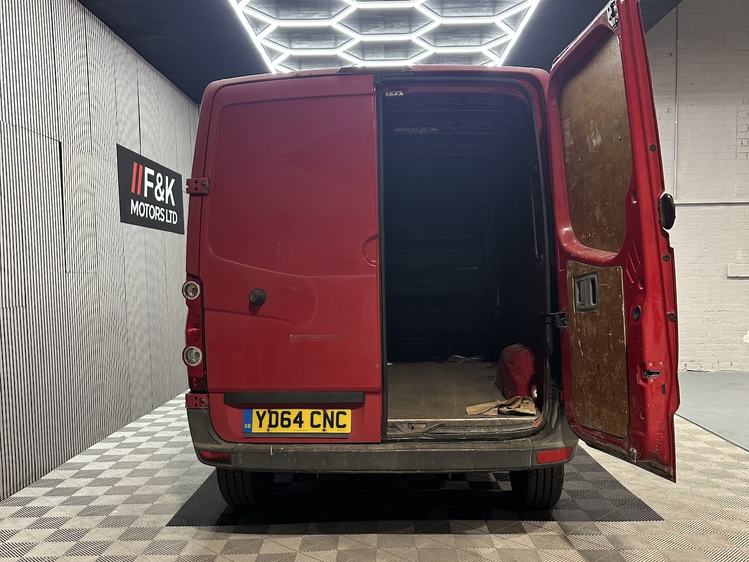 Used Volkswagen Crafter 2014 for sale - 76207729: Photo 8