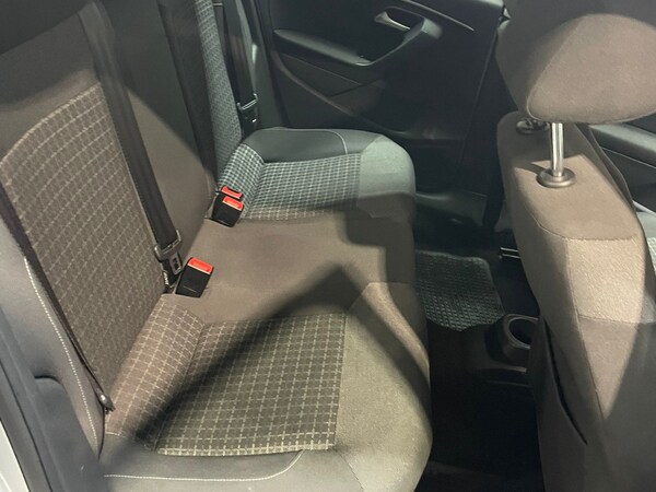 Used Volkswagen Polo 2014 for sale - 75484234: Photo 11