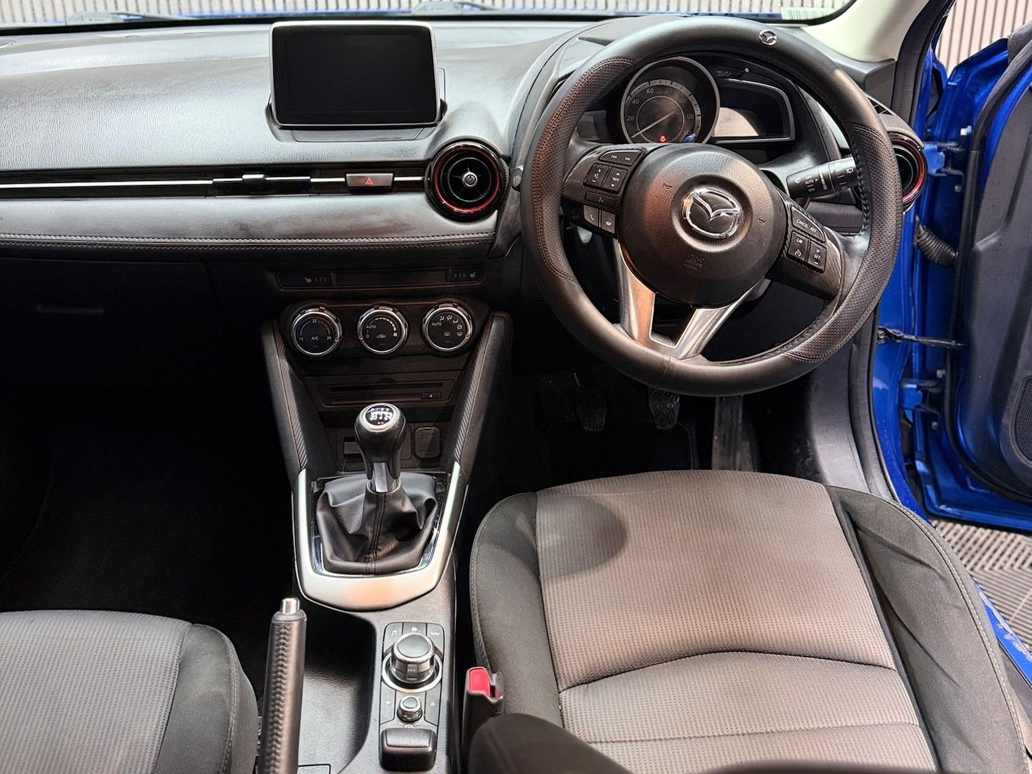 Used Mazda CX-3 2017 for sale - 77034508: Photo 12