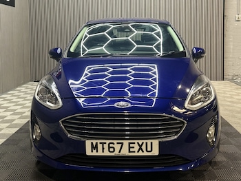 Used Ford Fiesta 2017 for sale - 79405109: Photo