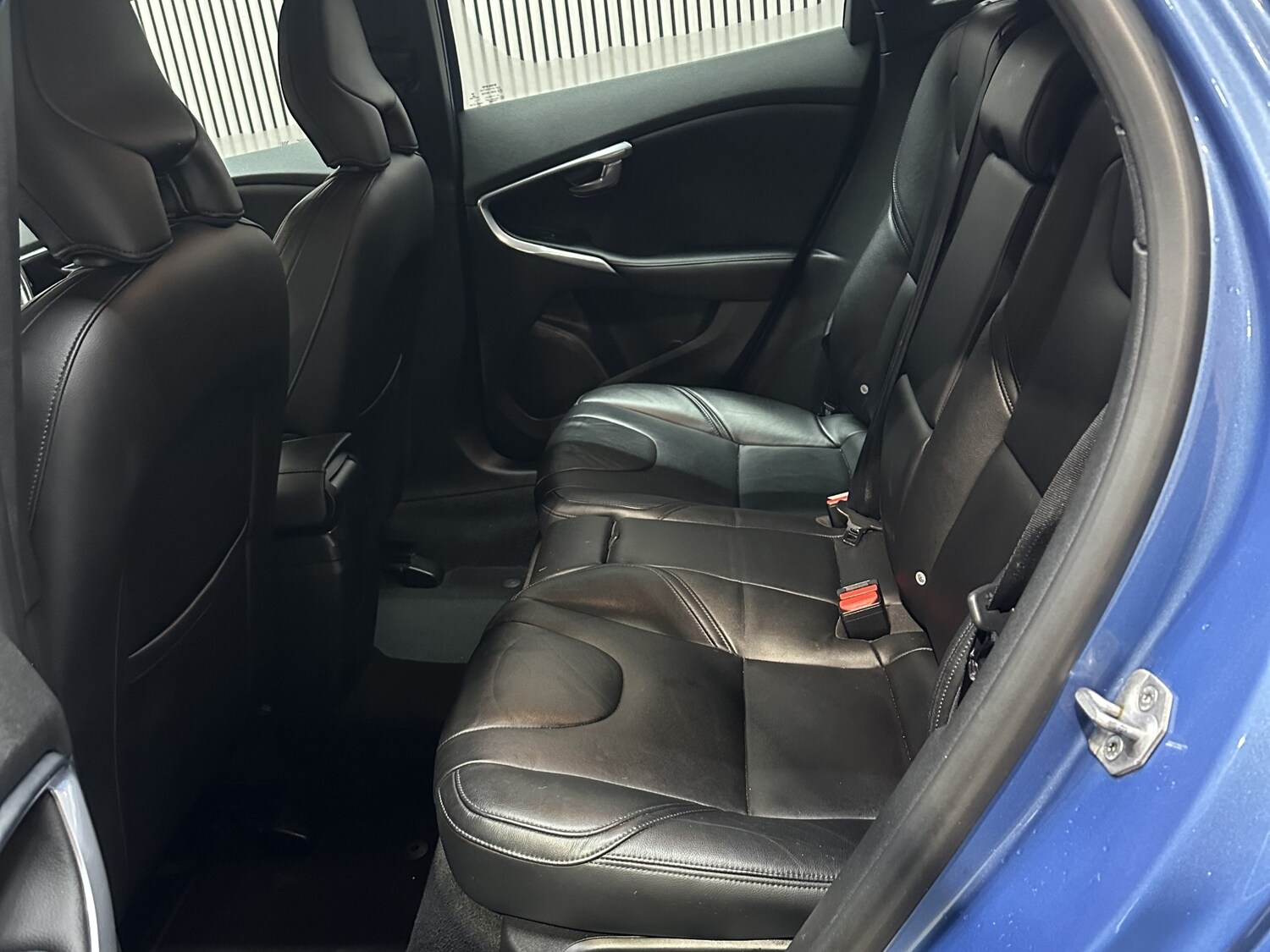 Used Volvo V40 2015 for sale - 77337566: Photo 6