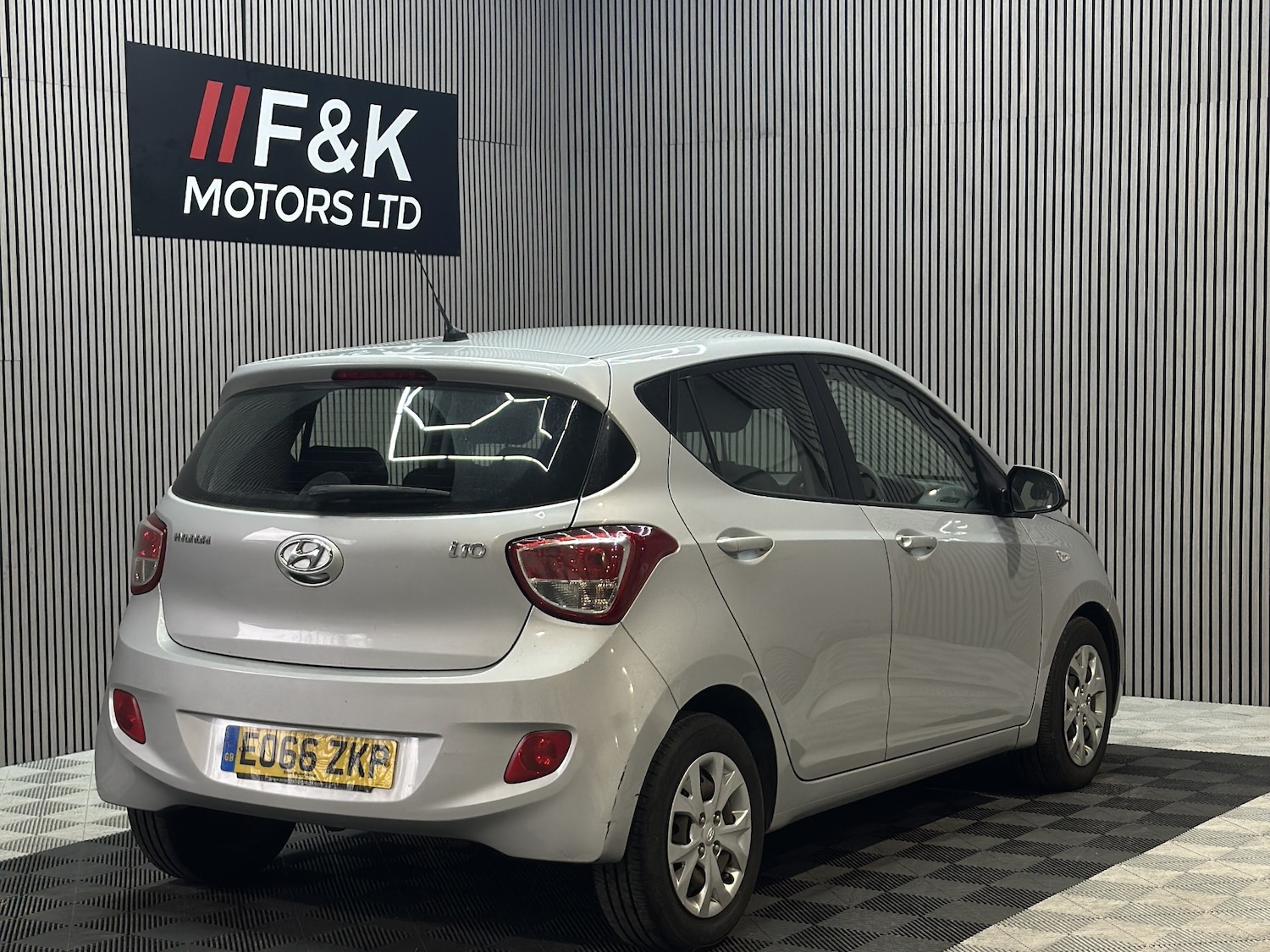 Used Hyundai i10 2016 for sale - 77434348: Photo 5