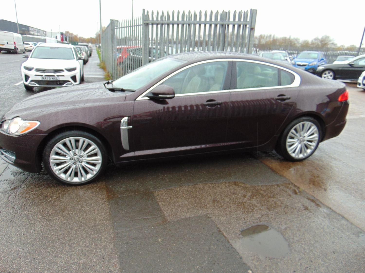 Used Jaguar XF 2010 for sale - 76616889: Photo 18