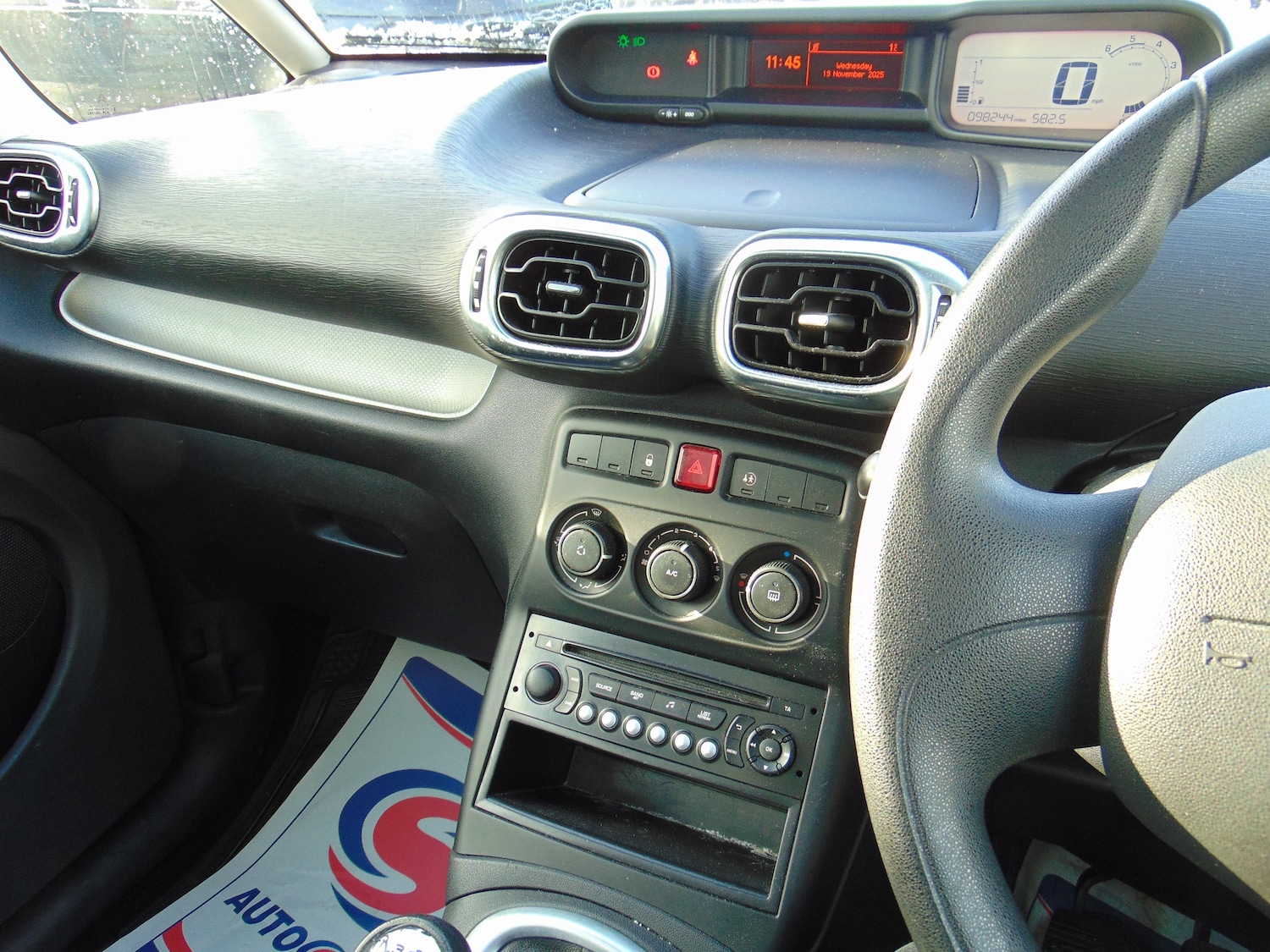 Used Citroen C3 Picasso 2014 for sale - 76635068: Photo 16