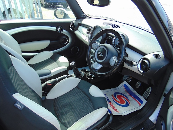 Used MINI Hatch 2010 for sale - 75385642: Photo 10