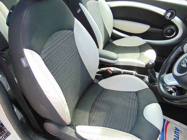 Used MINI Hatch 2010 for sale - 75385642: Photo 11