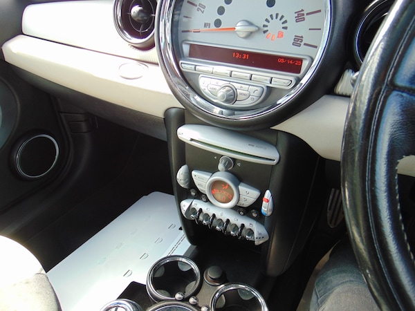 Used MINI Hatch 2010 for sale - 75385642: Photo 16