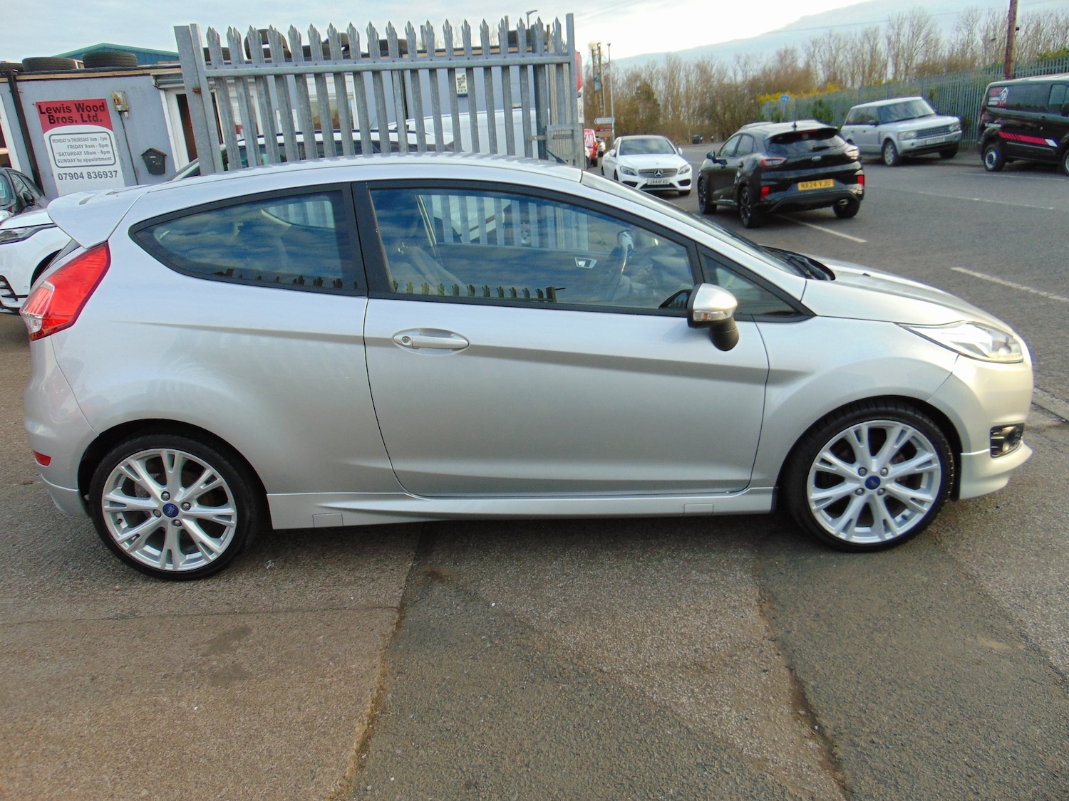 Used Ford Fiesta 2016 for sale - 77951736: Photo 17