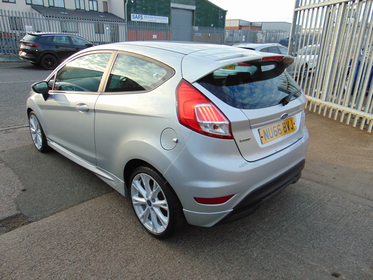 Used Ford Fiesta 2016 for sale - 77951736: Photo 4