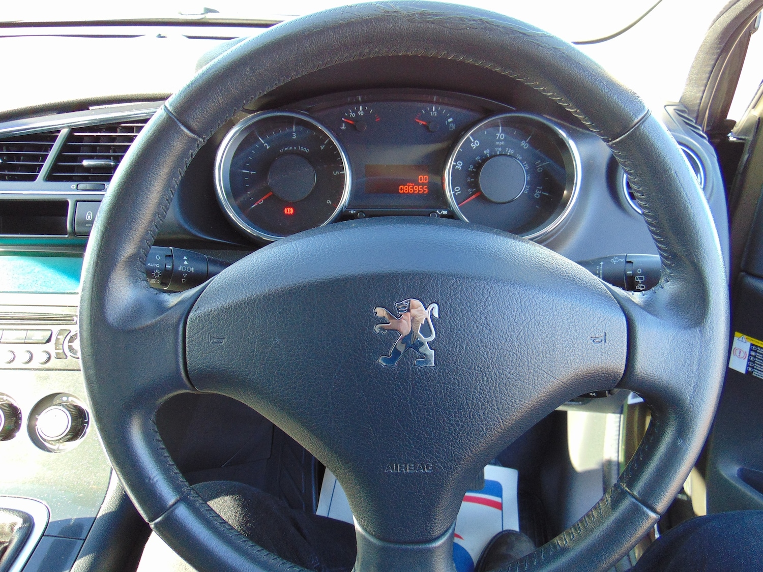 Used Peugeot 3008 2011 for sale - 77888739: Photo 14