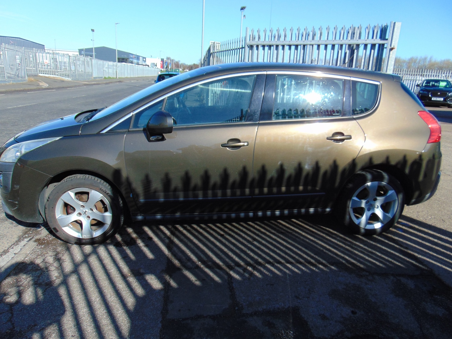 Used Peugeot 3008 2011 for sale - 77888739: Photo 18
