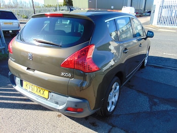 Used Peugeot 3008 2011 for sale - 77888739: Photo