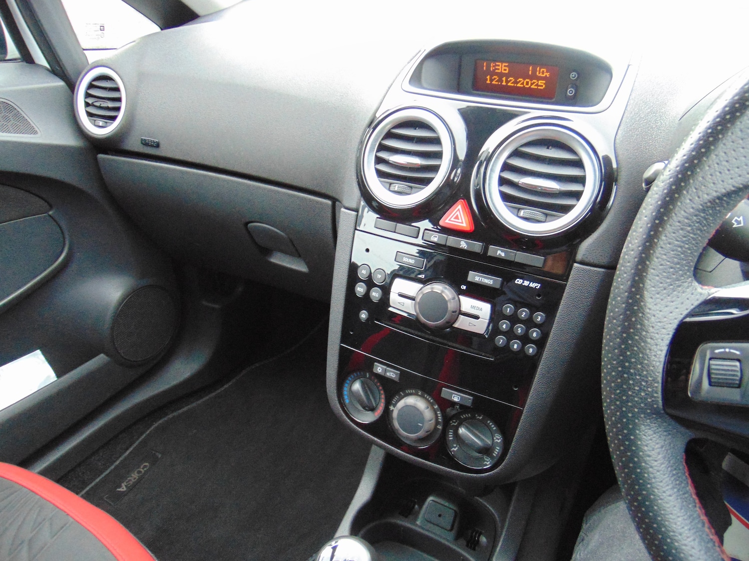 Used Vauxhall Corsa 2014 for sale - 76922710: Photo 13