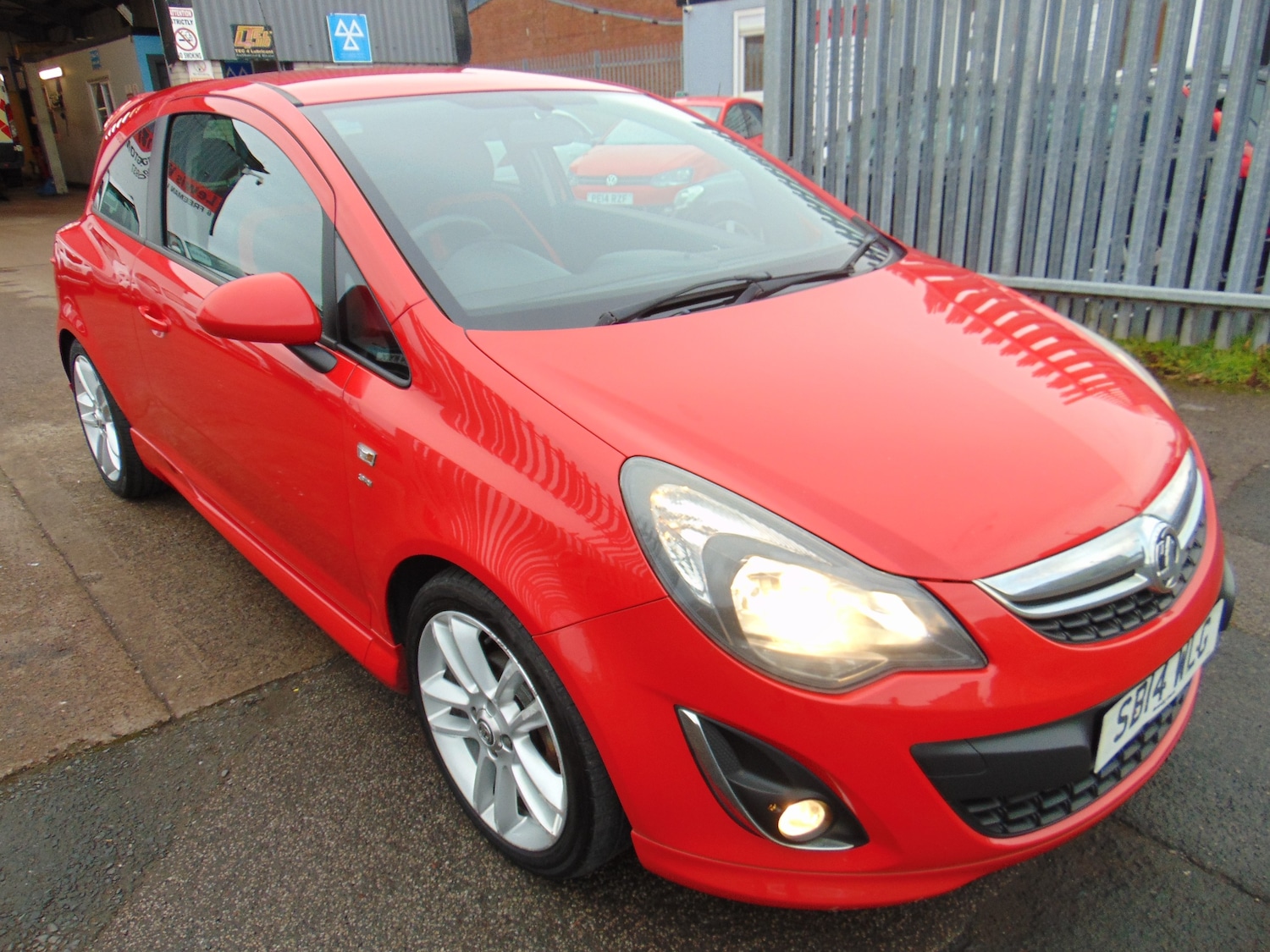 Used Vauxhall Corsa 2014 for sale - 76922715: Photo 1