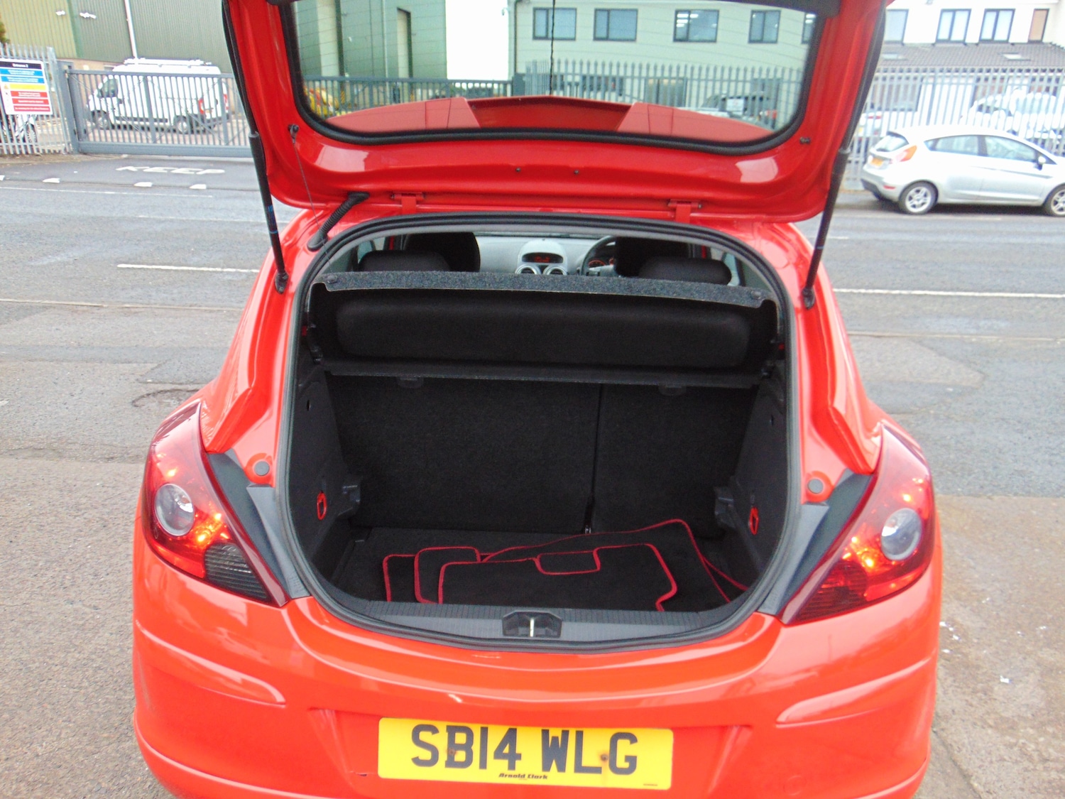 Used Vauxhall Corsa 2014 for sale - 76922715: Photo 7