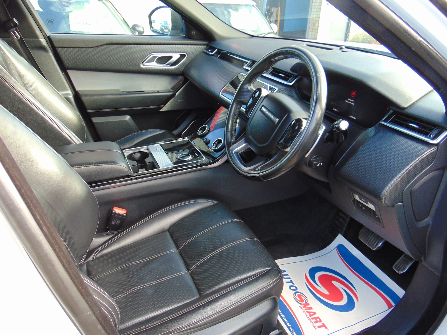 Used Land Rover Range Rover Velar 2018 for sale - 77834748: Photo 10