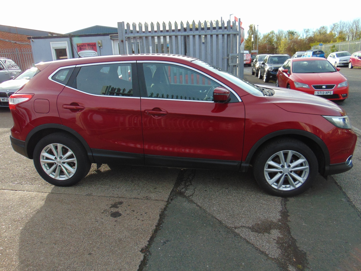 Used Nissan Qashqai 2015 for sale - 76382783: Photo 17