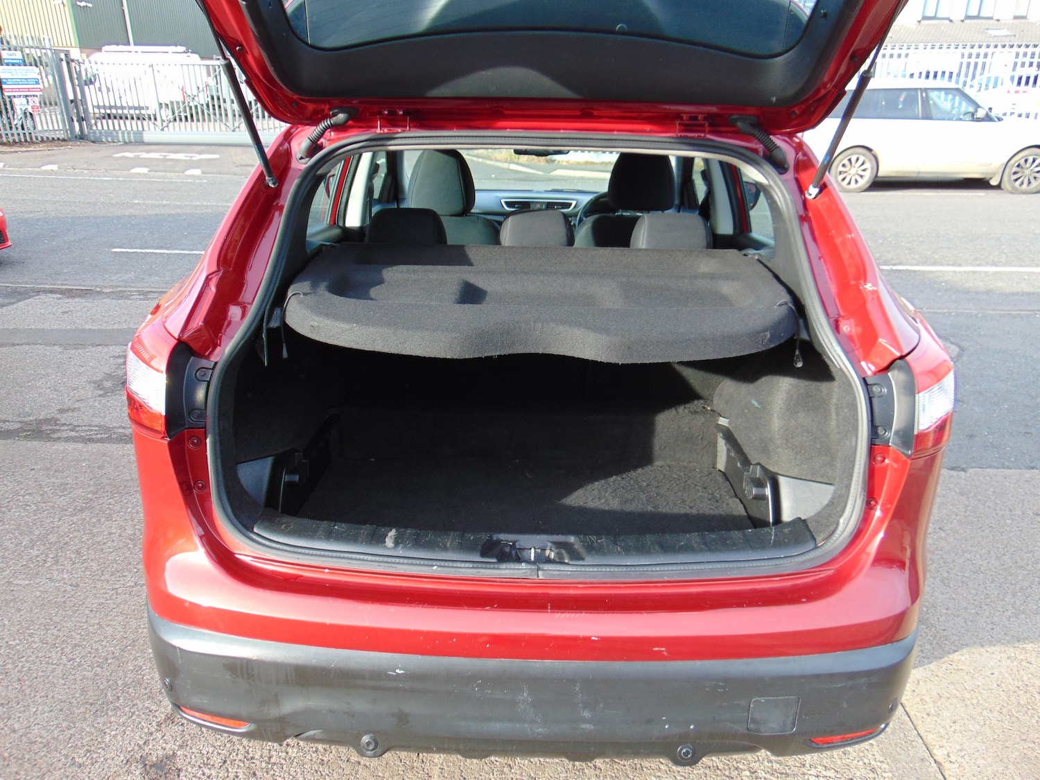 Used Nissan Qashqai 2015 for sale - 76382783: Photo 7