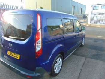 Used Ford Grand Tourneo Connect 2015 for sale - 74911325: Photo