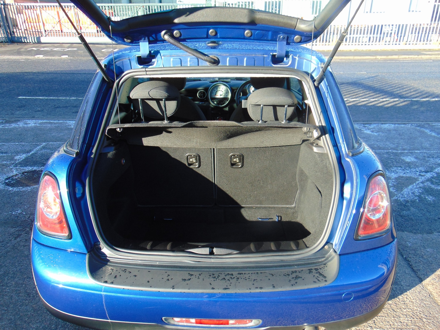 Used MINI Hatch 2011 for sale - 77555388: Photo 6