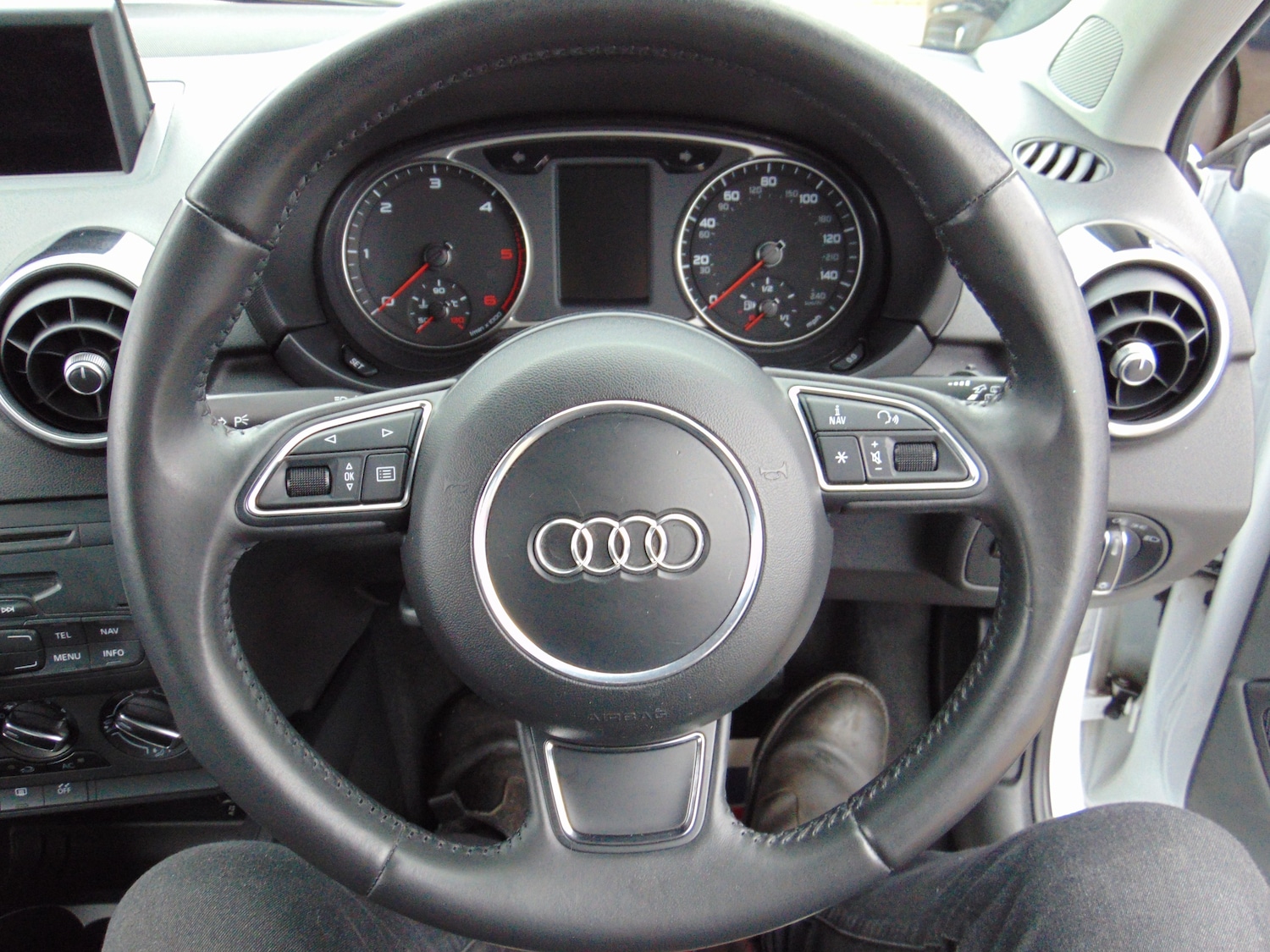 Used Audi A1 2013 for sale - 76287934: Photo 14