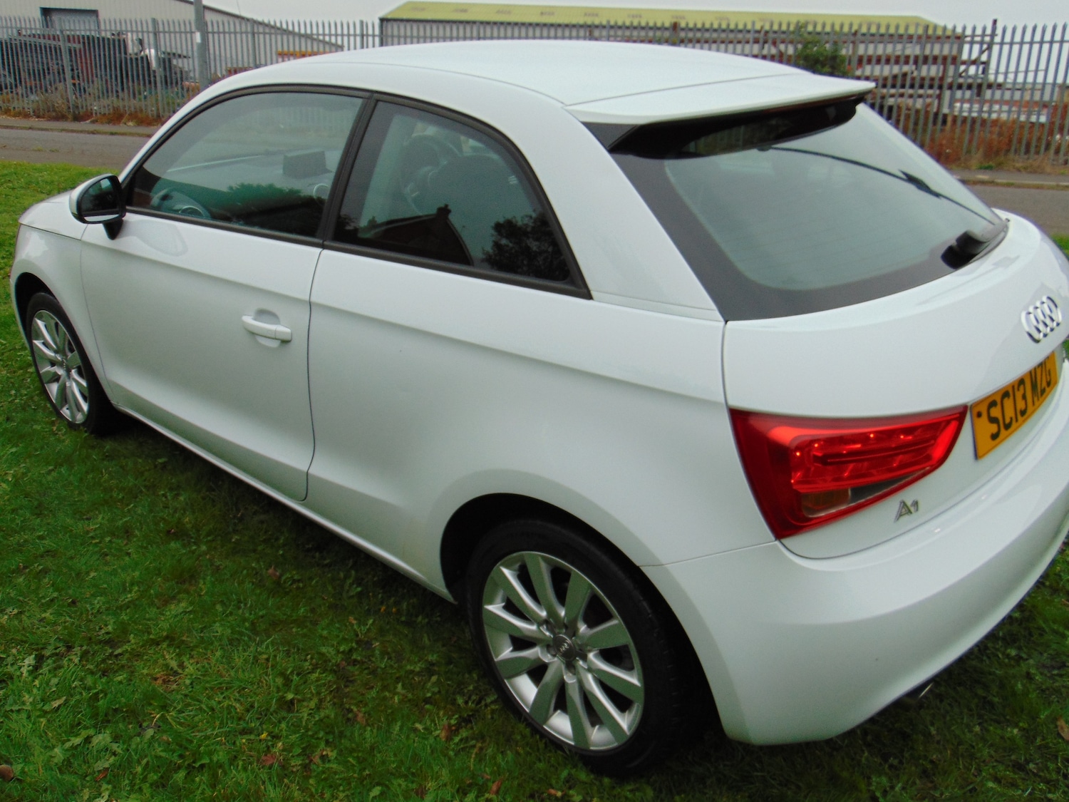 Used Audi A1 2013 for sale - 76287934: Photo 4