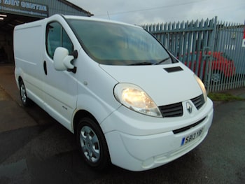 Renault Trafic feature image