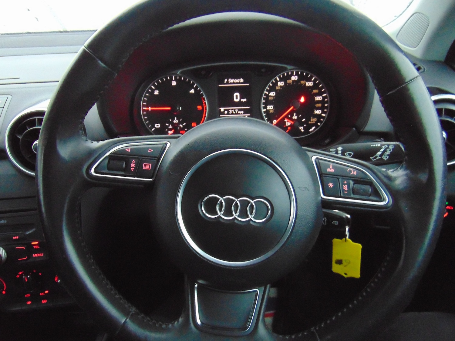 Used Audi A1 2011 for sale - 76985698: Photo 15