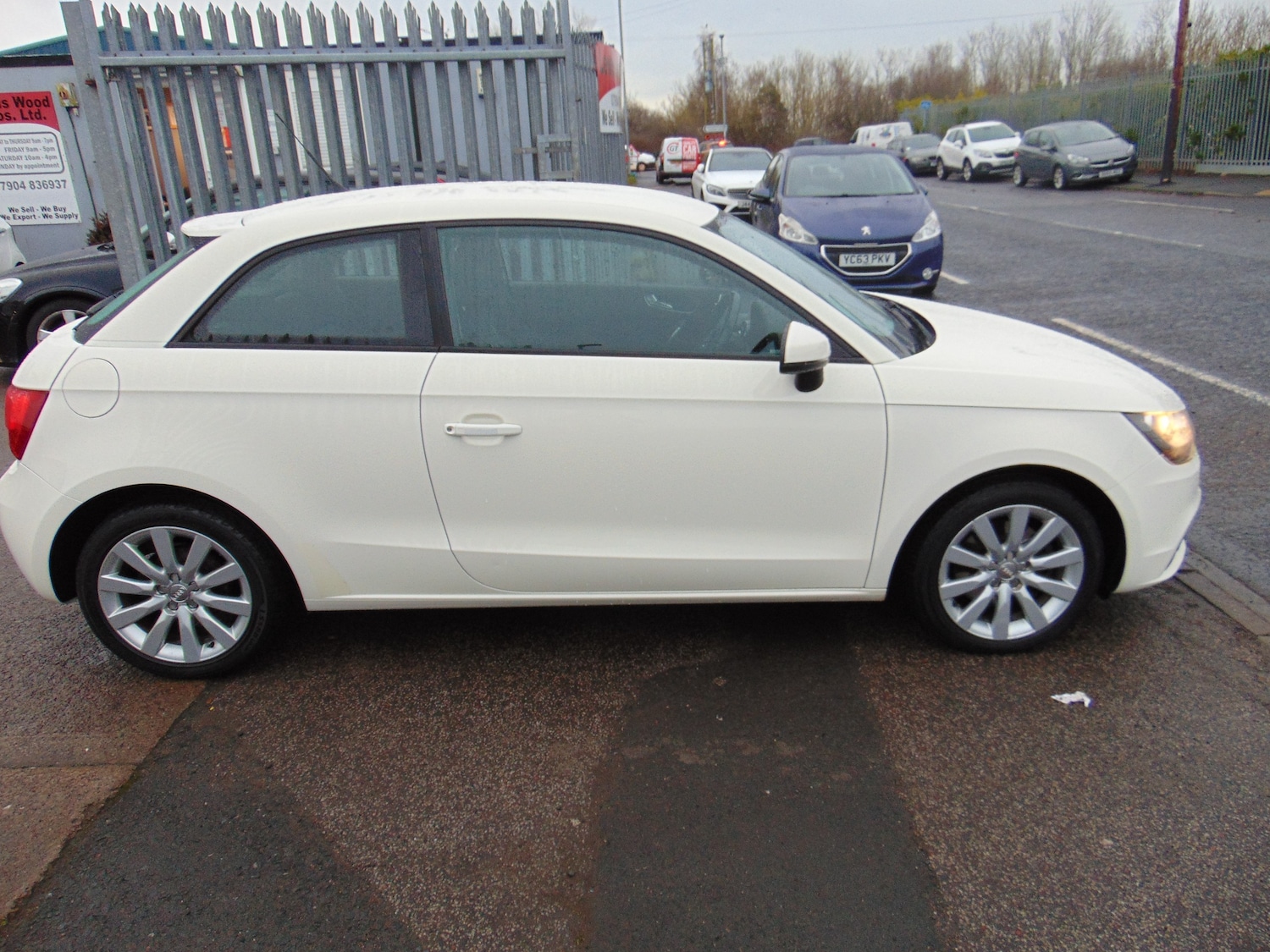 Used Audi A1 2011 for sale - 76985698: Photo 17