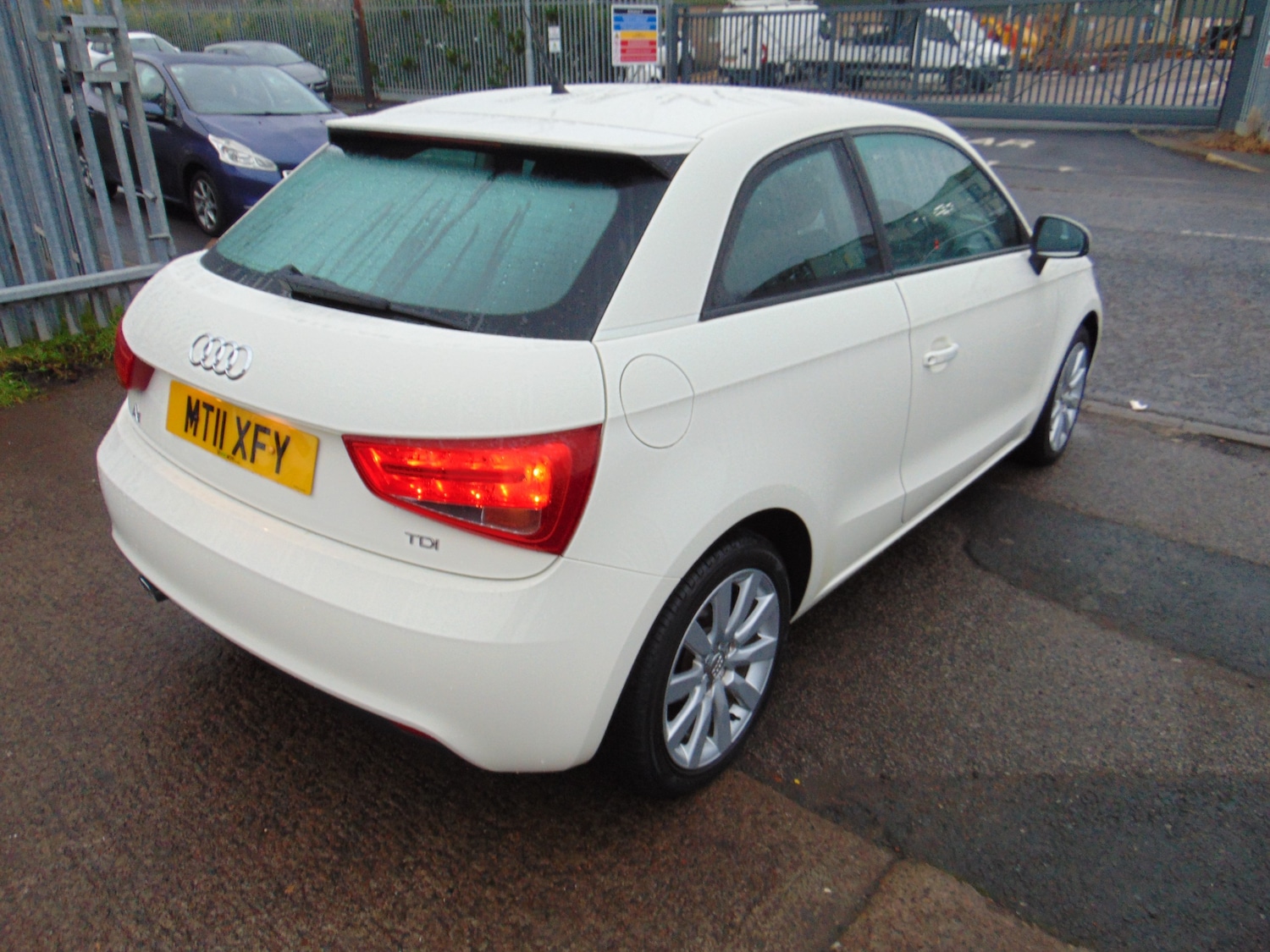 Used Audi A1 2011 for sale - 76985698: Photo 3