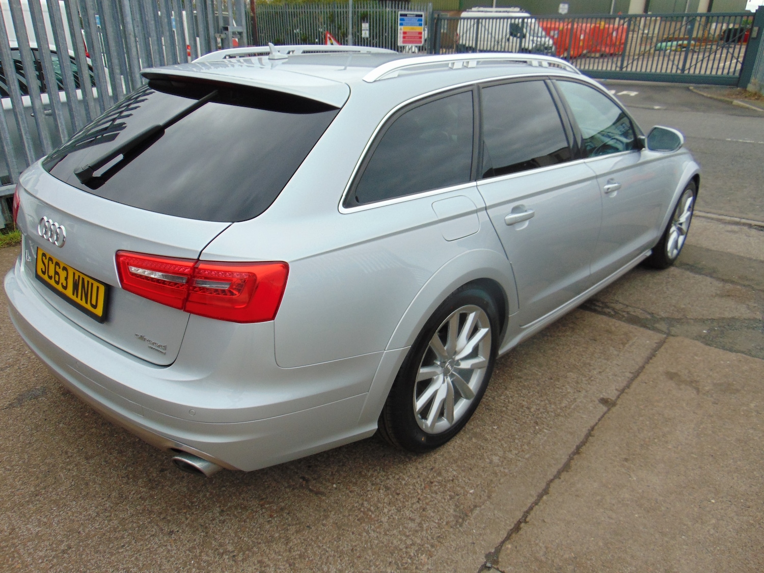 Used Audi A6 Allroad 2014 for sale - 77542628: Photo 3