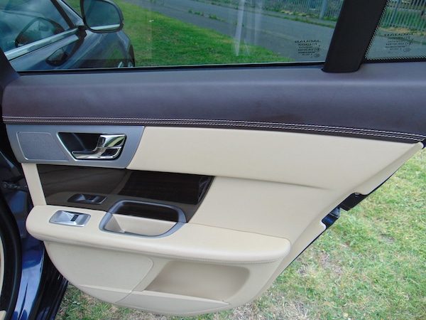 Used Jaguar XF 2015 for sale - 75446040: Photo 12