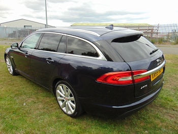 Used Jaguar XF 2015 for sale - 75446040: Photo