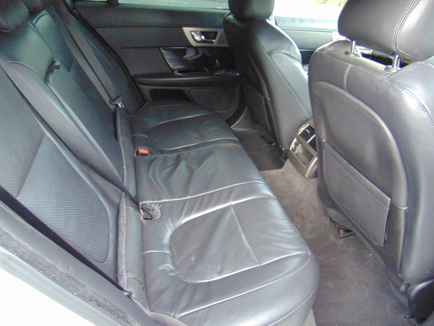 Used Jaguar XF 2010 for sale - 76311731: Photo 12