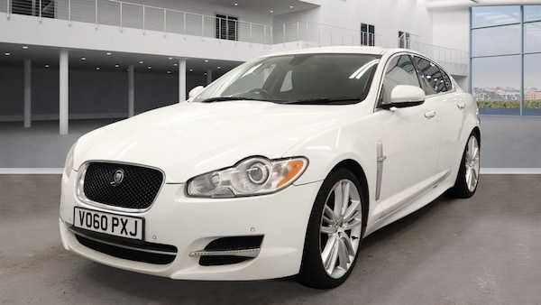 Used Jaguar XF 2010 for sale - 76311731: Photo 2