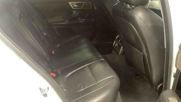 Used Jaguar XF 2010 for sale - 76311731: Photo 7