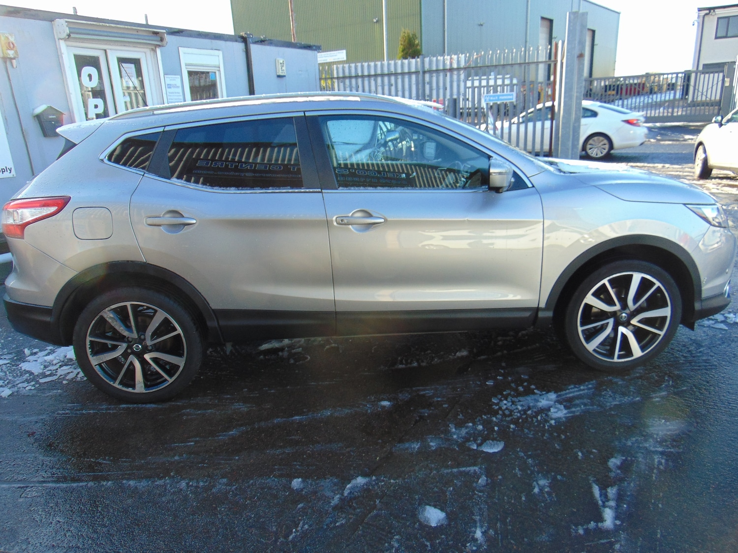 Used Nissan Qashqai 2016 for sale - 76635069: Photo 17