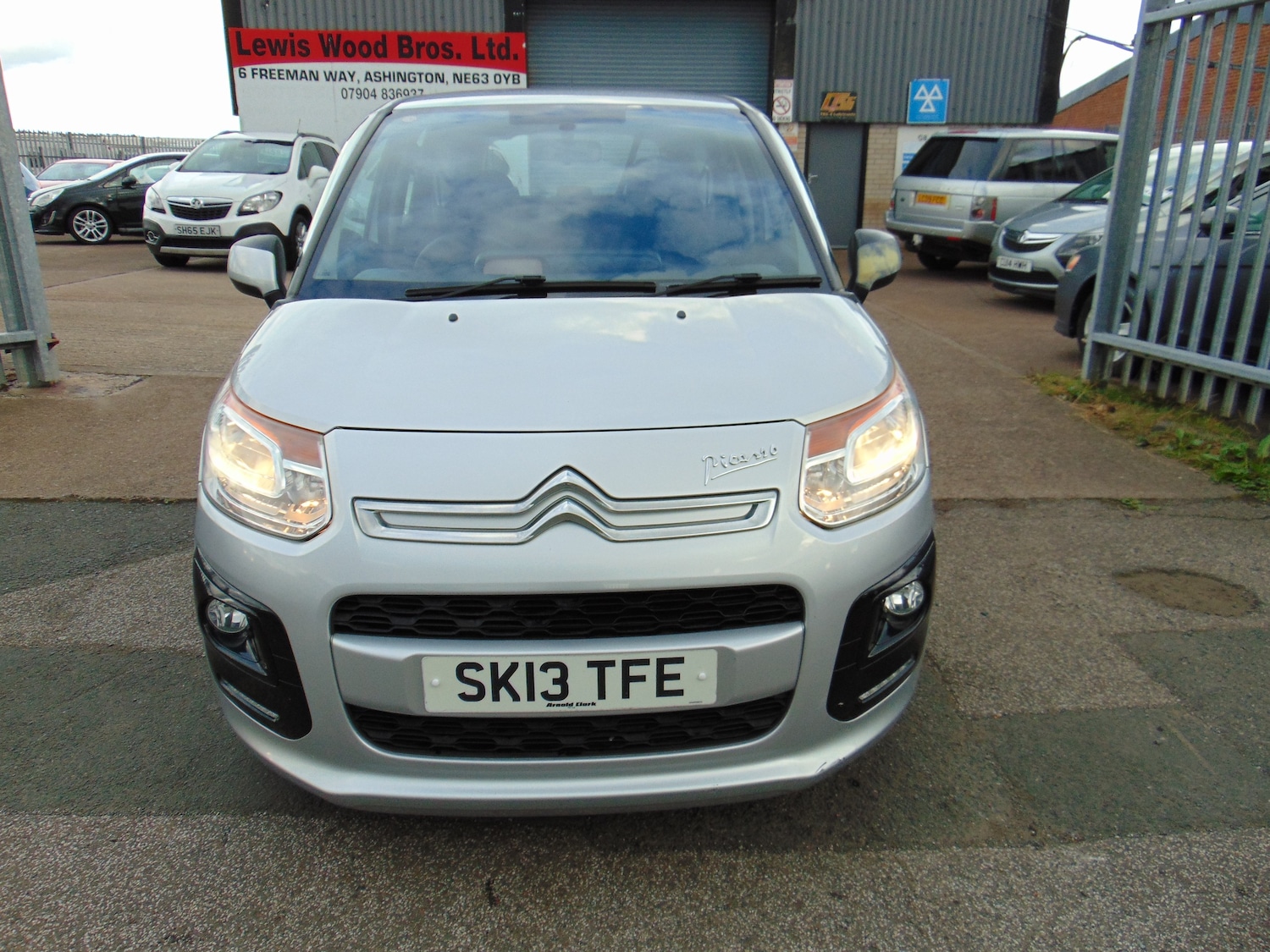 Vehicle 5