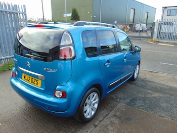 Used Citroen C3 Picasso 2012 for sale - 76520292: Photo