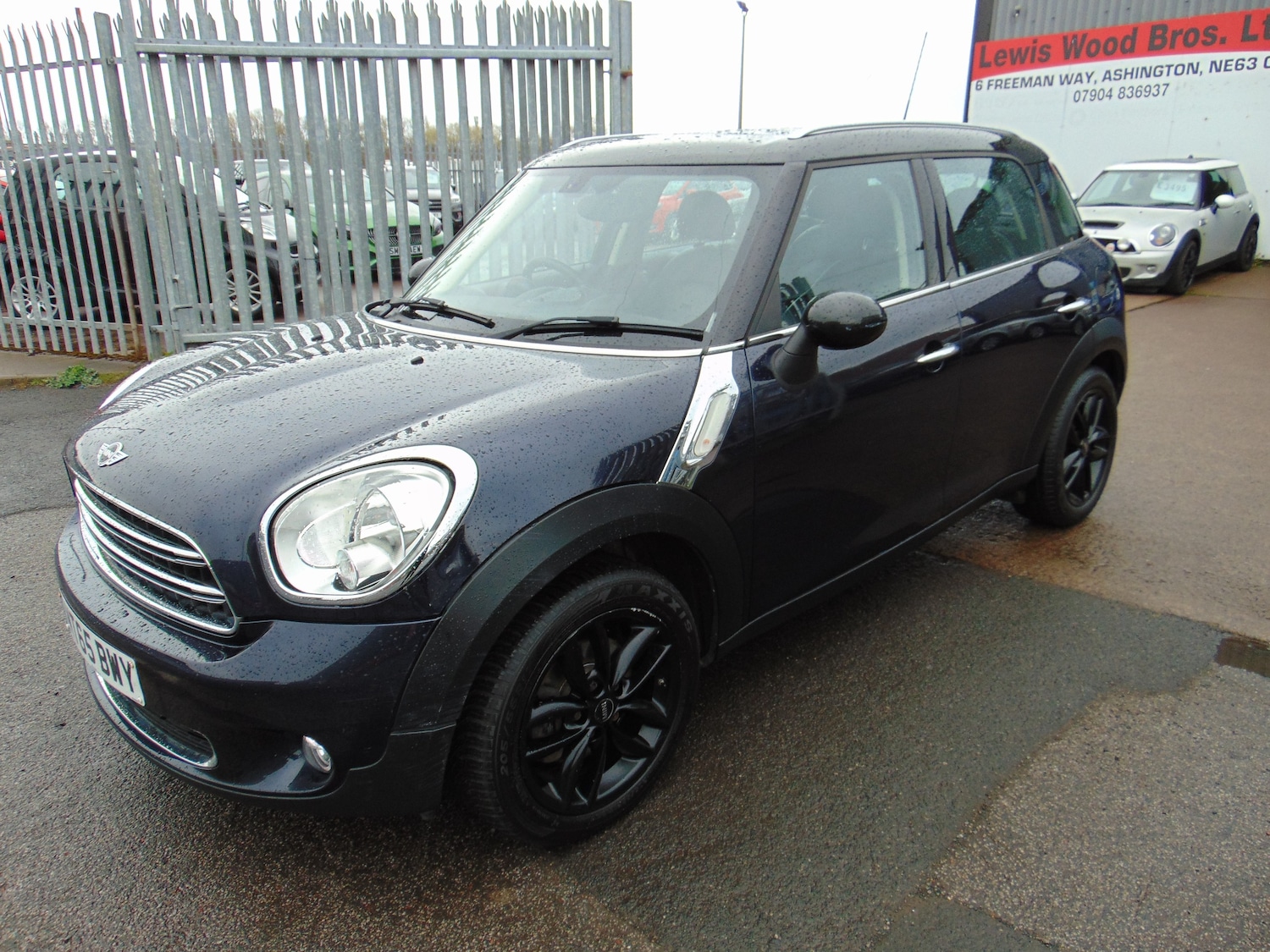 Used MINI Countryman 2015 for sale - 78213367: Photo 2