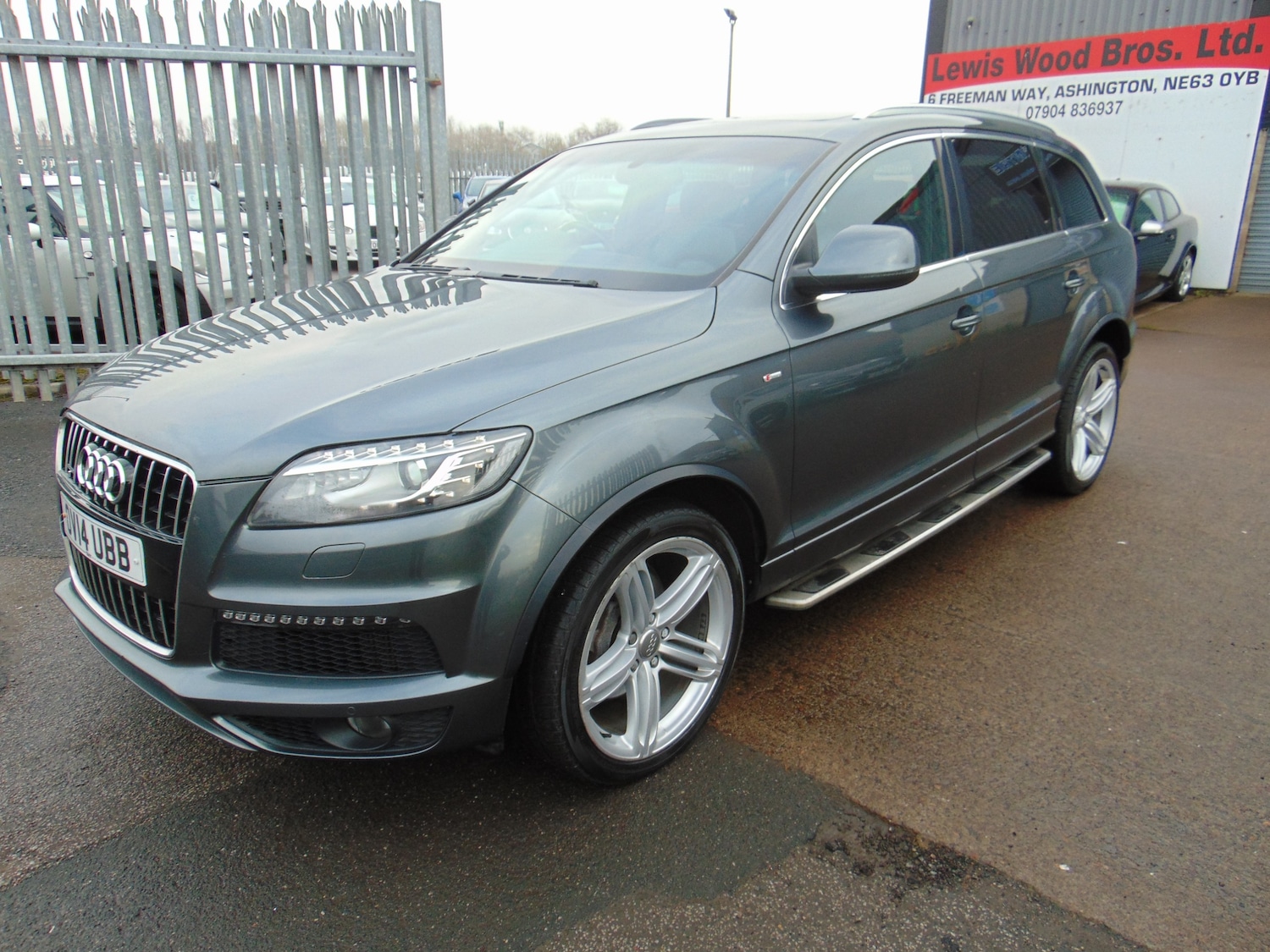 Used Audi Q7 2014 for sale - 77327277: Photo 2