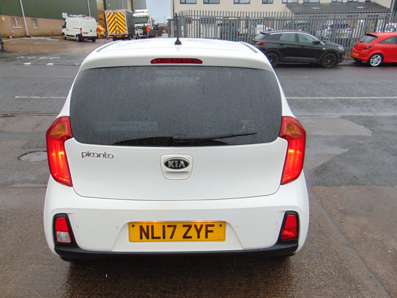 Used Kia Picanto 2017 for sale - 76961871: Photo 6