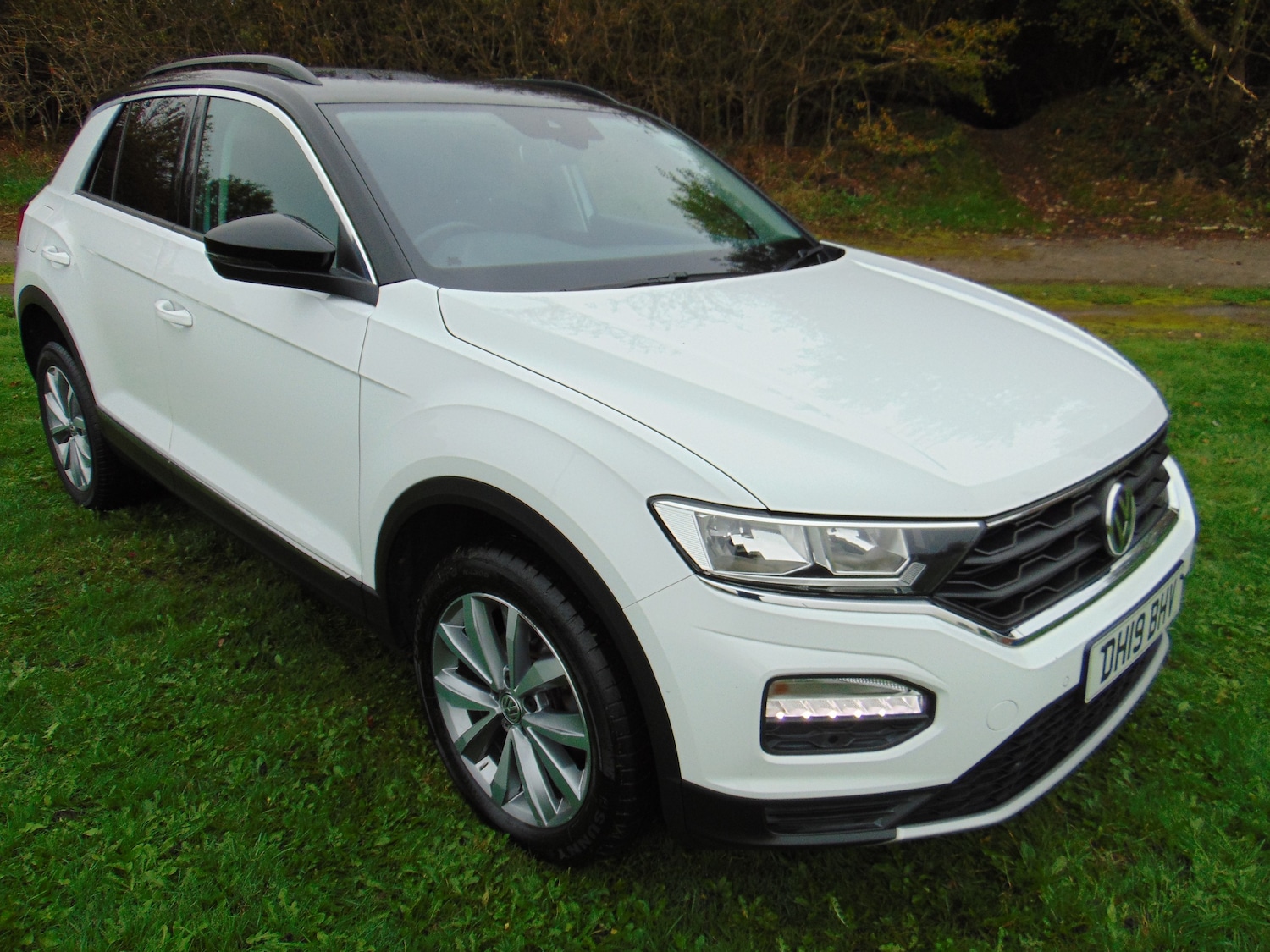 Used Volkswagen T-Roc 2019 for sale - 76292857: Photo 1