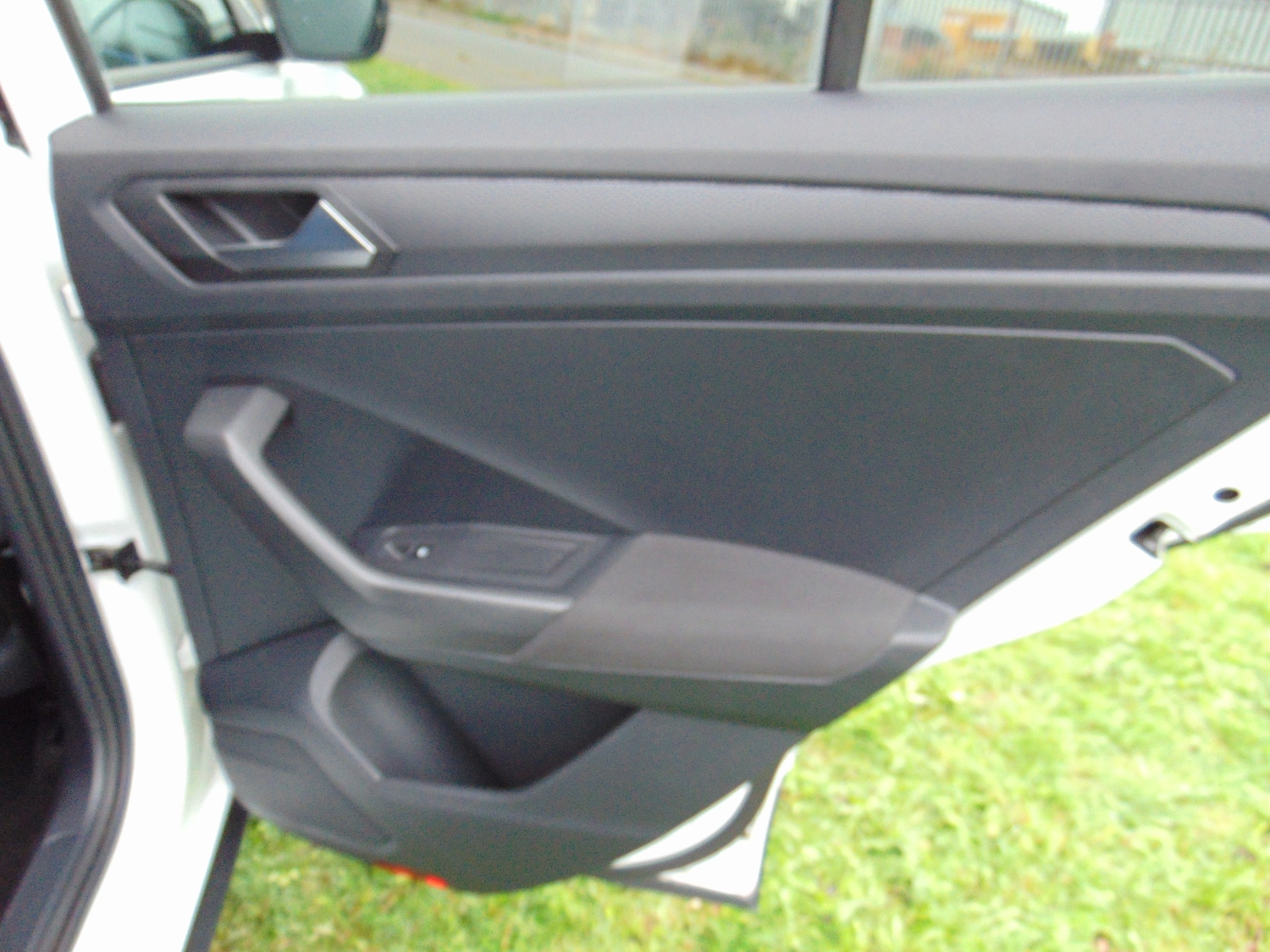 Used Volkswagen T-Roc 2019 for sale - 76292857: Photo 13