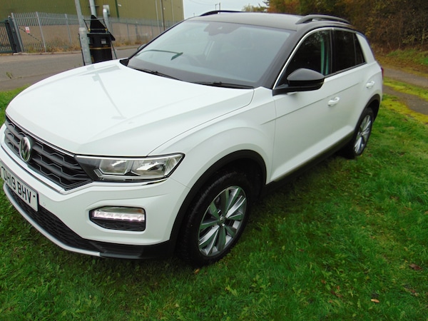 Used Volkswagen T-Roc 2019 for sale - 76292857: Photo 2