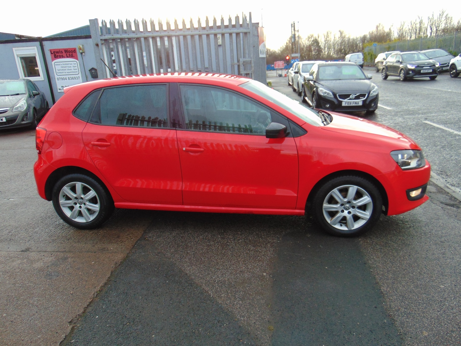 Used Volkswagen Polo 2014 for sale - 76830832: Photo 18
