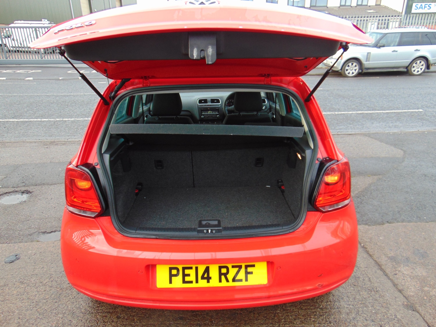 Used Volkswagen Polo 2014 for sale - 76830832: Photo 6