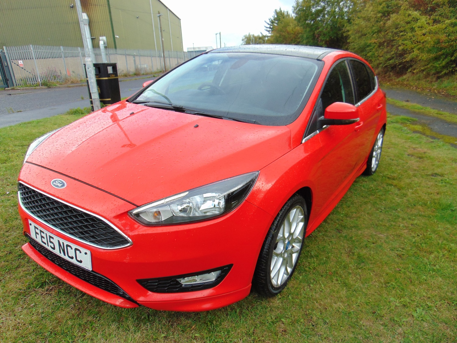Used Ford Focus 2015 for sale - 75987223: Photo 2