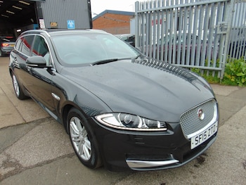 Used Jaguar XF 2015 for sale - 78915488: Photo
